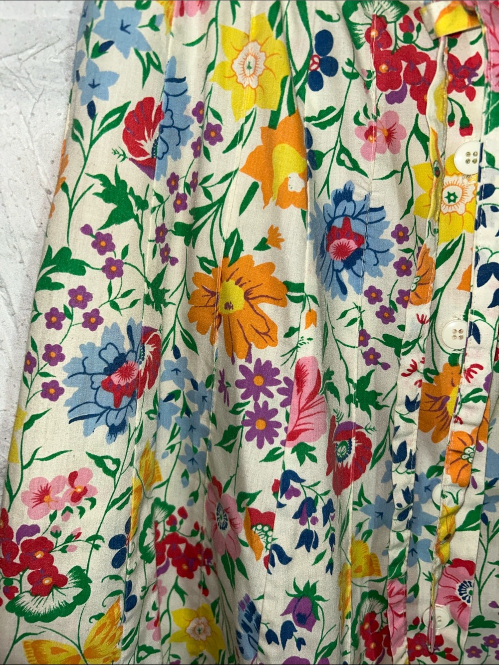HUnter Vintage  White Floral A-Line Skirt with Multicolor Print size 6 - Picture 4 of 12